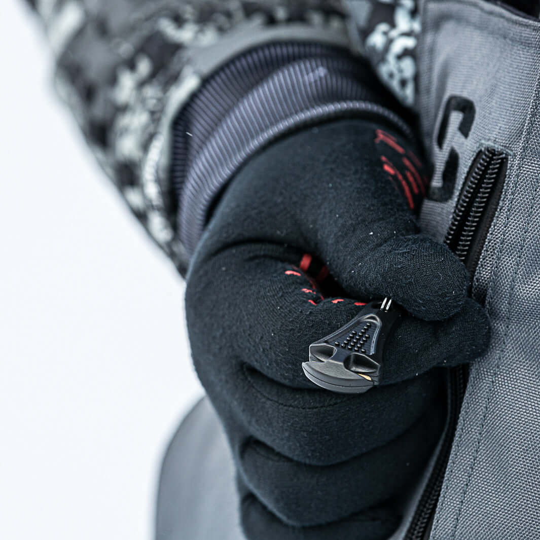 Line Cutterz Zipper Pull - Image 3