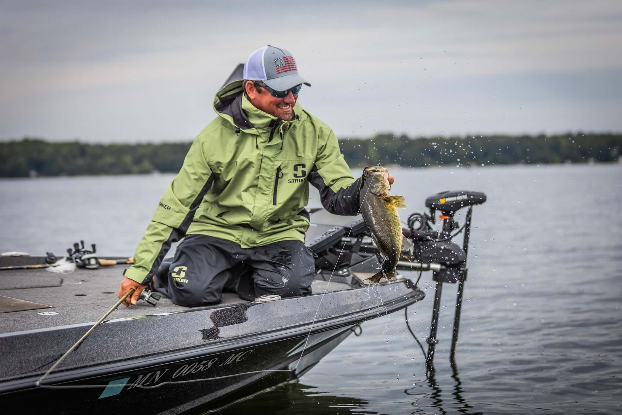 Vortex Rain Jacket - Moss - Image 6